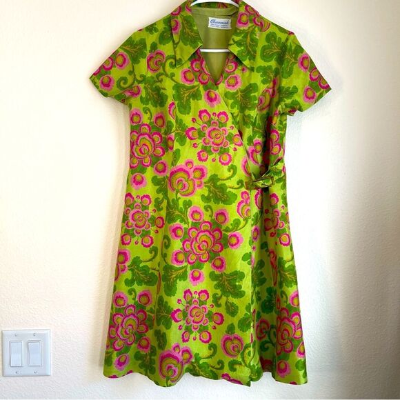 Charoensuk Bangkok Silk Wrap Dress Psychedelic Floral Vintage 1960s Thai